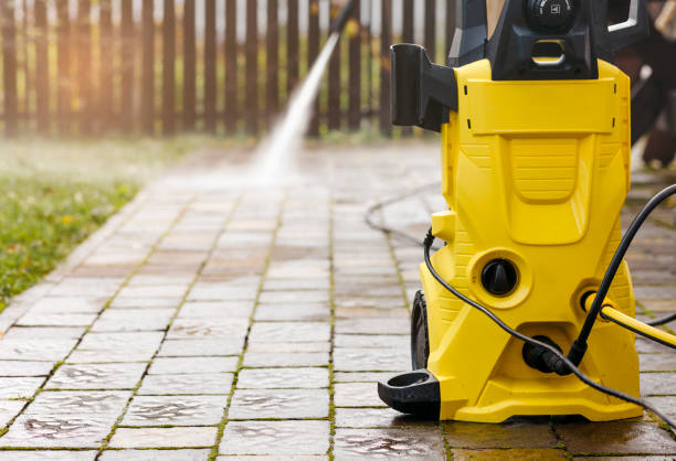 Best Playground Equipment Cleaning  in Cutchogue, NY